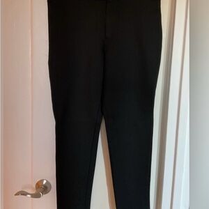 Banana Republic Factory black slim-fitting stretch pants. Size 12.